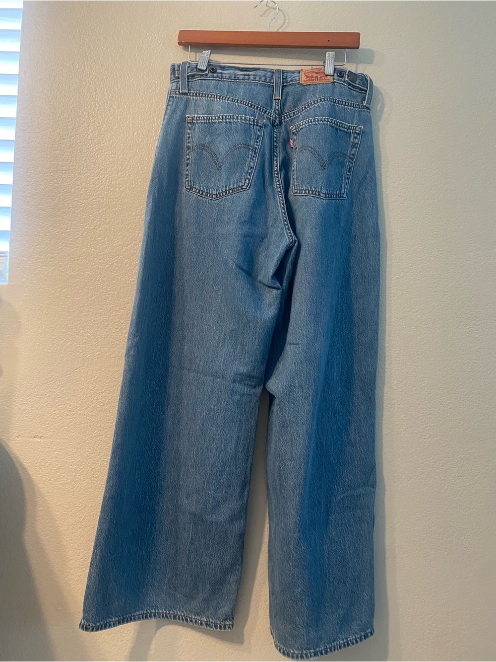 Levi's Cinch Baggy Jeans - Light Blue Size 31 - Picture 2 of 13